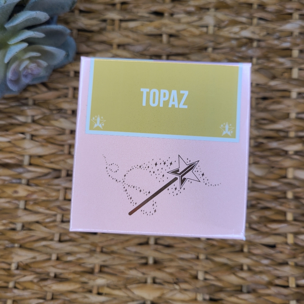 ⭐️ MAGIC STAR LUMINOUS SETTING POWDER TOPAZ |Sold Out|